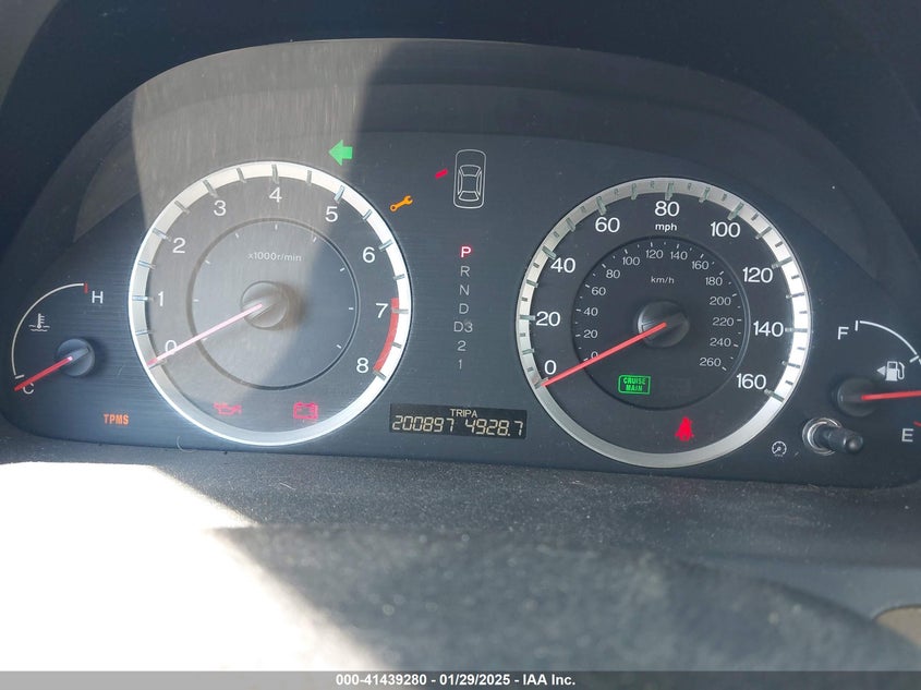 2009 HONDA ACCORD VIN: 1HGCP26339A032598