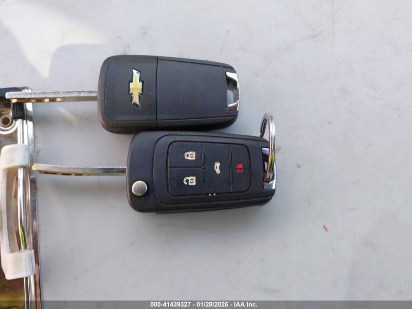 2017 CHEVROLET IMPALA VIN: 1G1105S37HU187503