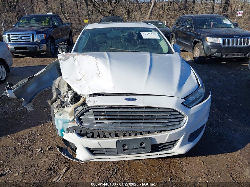 2013 FORD FUSION VIN: 3FA6P0HR7DR313082