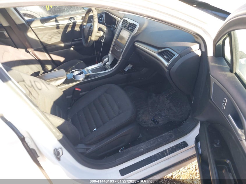 2013 FORD FUSION VIN: 3FA6P0HR7DR313082