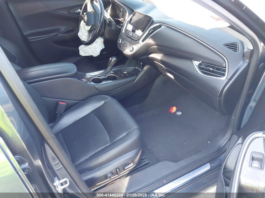 2020 CHEVROLET MALIBU VIN: 1G1ZE5SX6LF008128