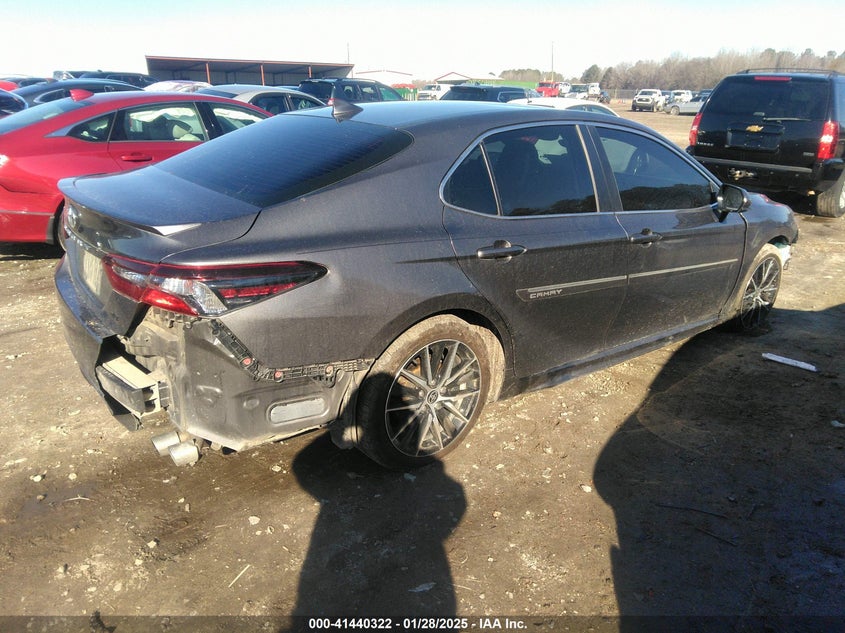2021 TOYOTA CAMRY VIN: 4T1G11AKXMU517026