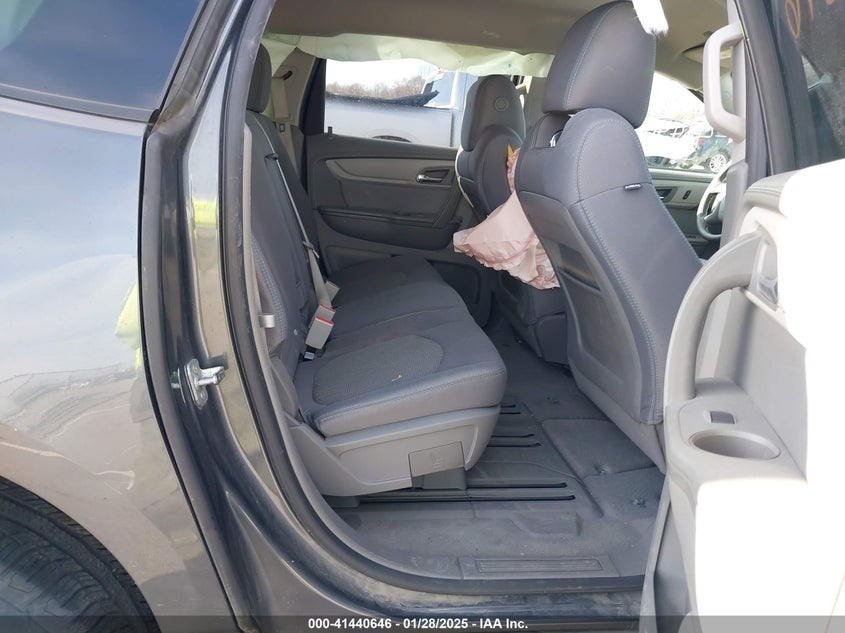 2014 CHEVROLET TRAVERSE LS - 1GNKRFKD2EJ157233