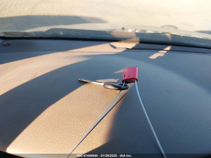 2003 Toyota Corolla Le VIN: 1NXBR32E33Z010409 Lot: 41440840