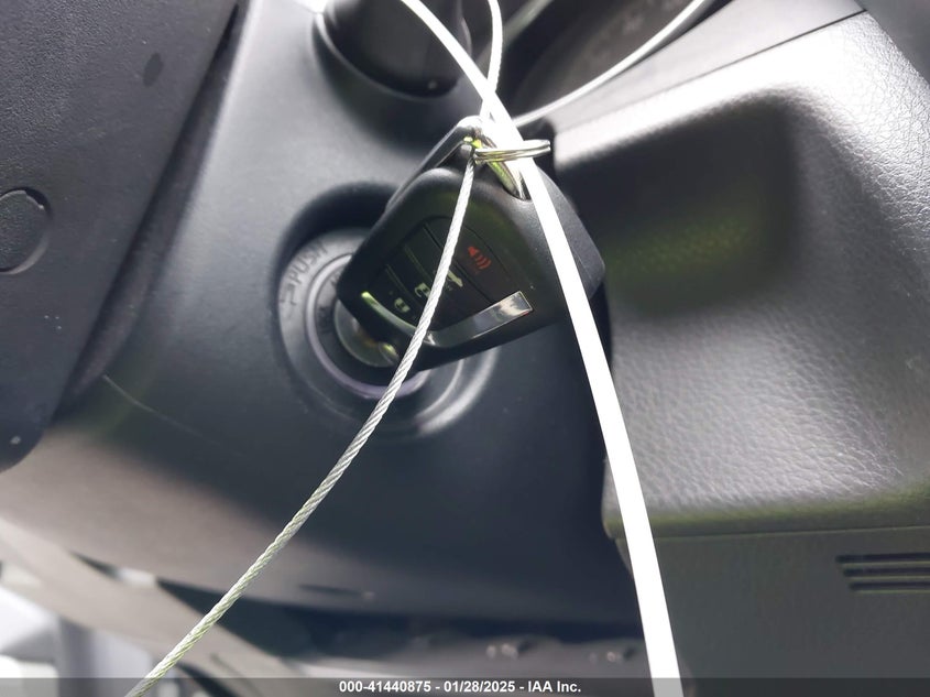 2018 TOYOTA CAMRY VIN: 4T1B11HK2JU584859