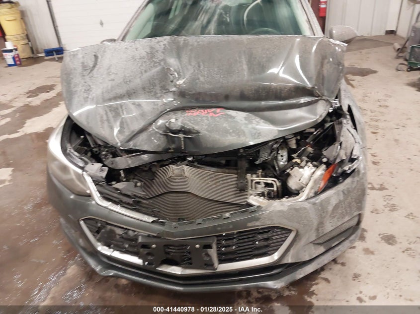 2017 CHEVROLET CRUZE VIN: 3G1BE6SM5HS614696