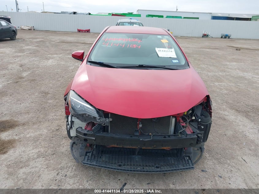 2018 TOYOTA COROLLA VIN: 5YFBURHE5JP795152