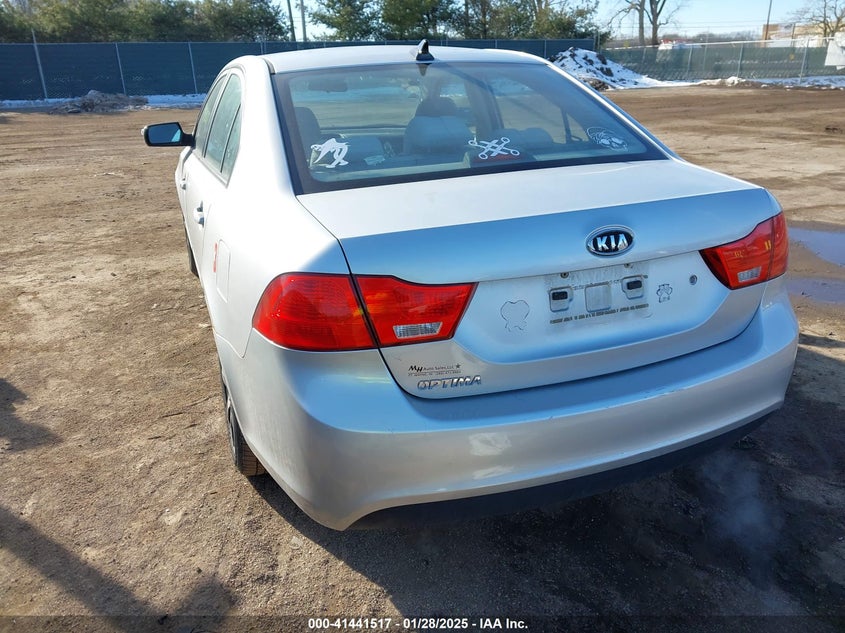 2010 KIA OPTIMA VIN: KNAGG4A85A5393081