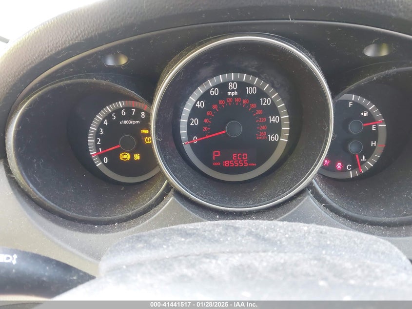 2010 KIA OPTIMA VIN: KNAGG4A85A5393081