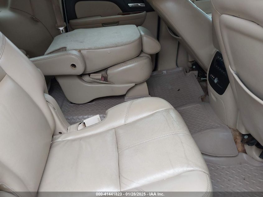 2007 Chevrolet Suburban 1500 Lt VIN: 1GNFK16387R280307 Lot: 43423631