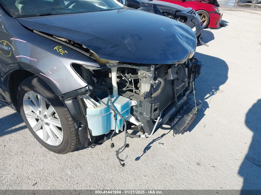 2012 TOYOTA CAMRY HYBRID VIN: 4T1BD1FK0CU058761