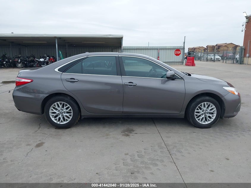 2017 TOYOTA CAMRY VIN: 4T1BF1FK3HU762048