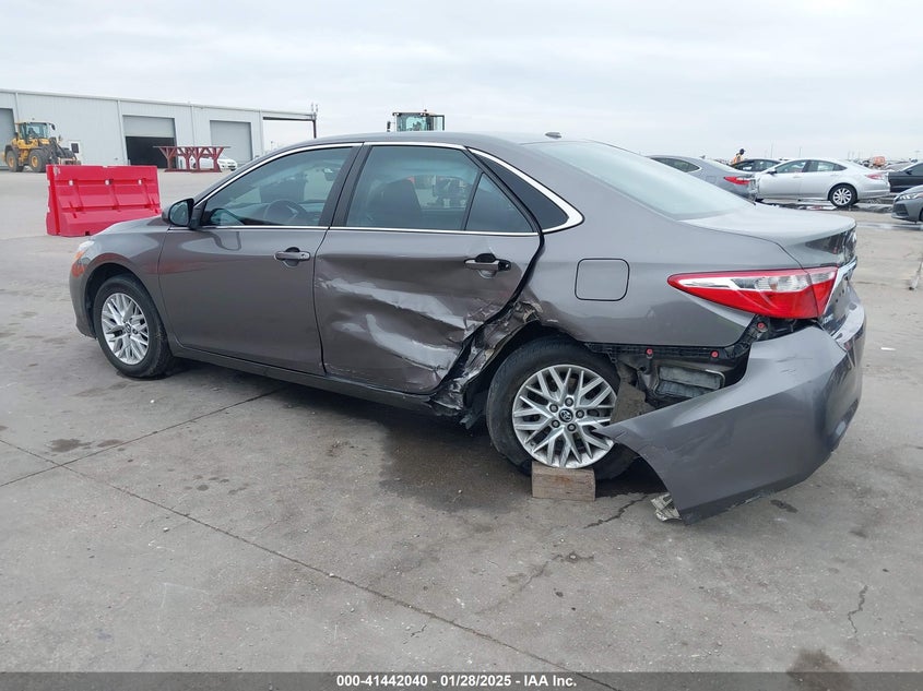 2017 TOYOTA CAMRY VIN: 4T1BF1FK3HU762048