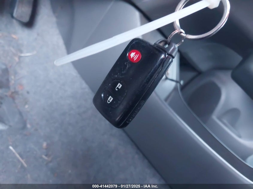 2010 TOYOTA PRIUS VIN: JTDKN3DU3A0048909