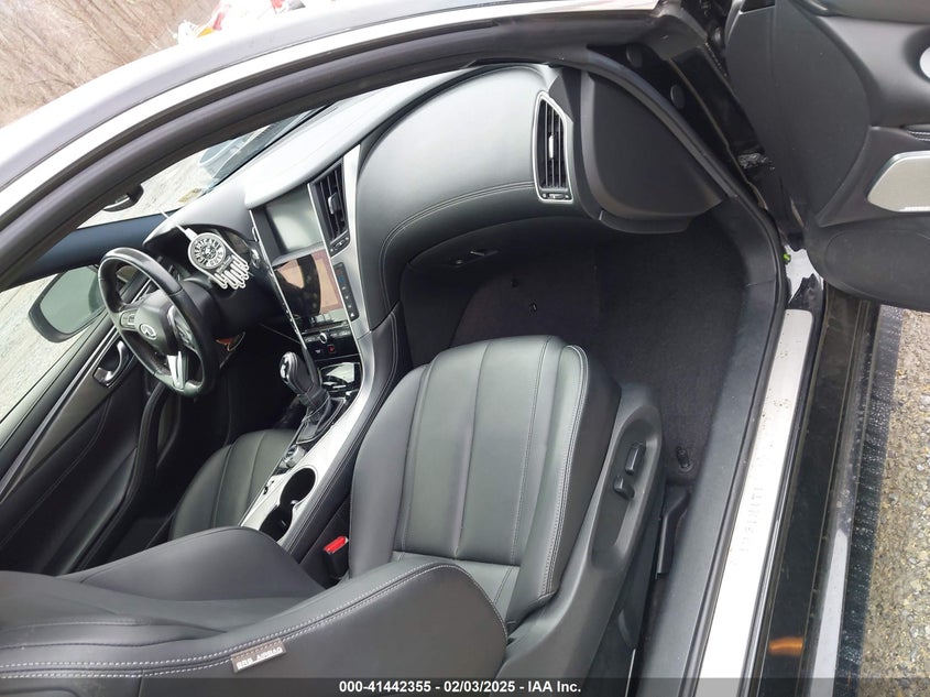2017 INFINITI Q60 VIN: JN1EV7EK2HM361604