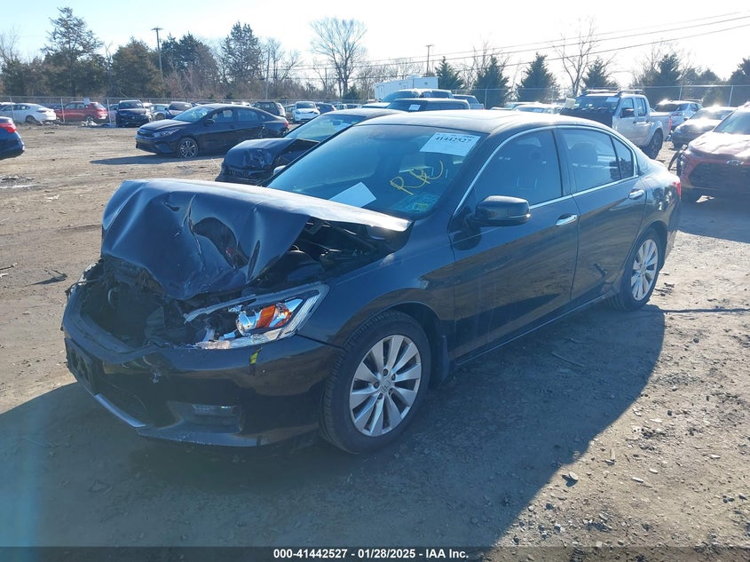 2015 HONDA ACCORD VIN: 1HGCR3F88FA033835