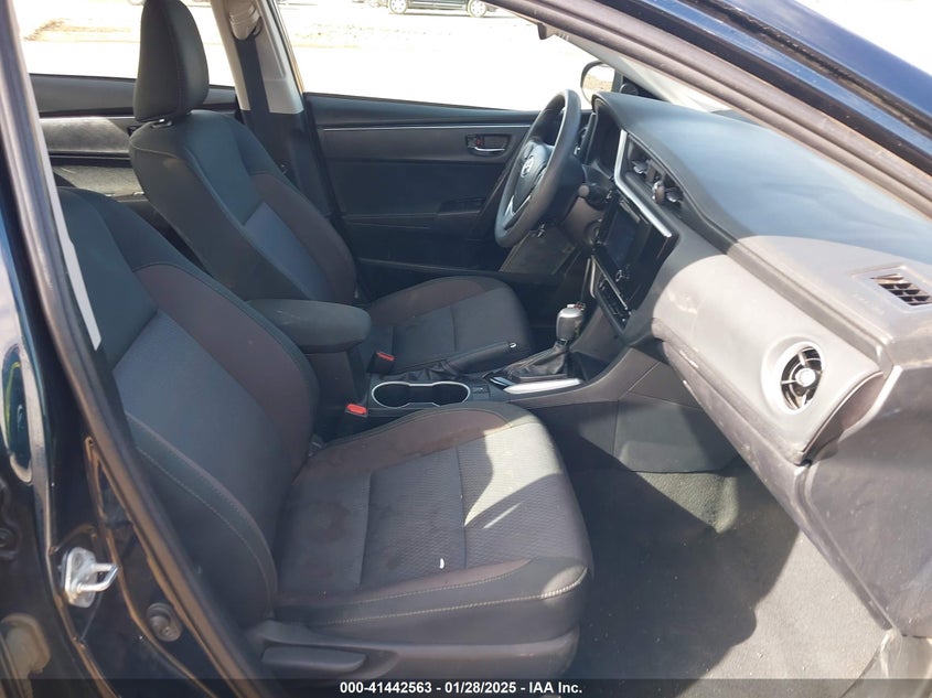 2019 TOYOTA COROLLA LE - 2T1BURHE9KC145323