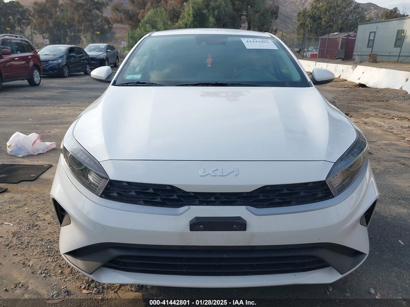 2023 KIA FORTE LXS - 3KPF24AD7PE653570