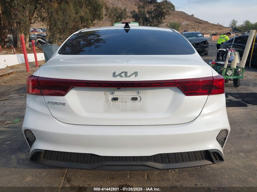 2023 KIA FORTE LXS - 3KPF24AD7PE653570