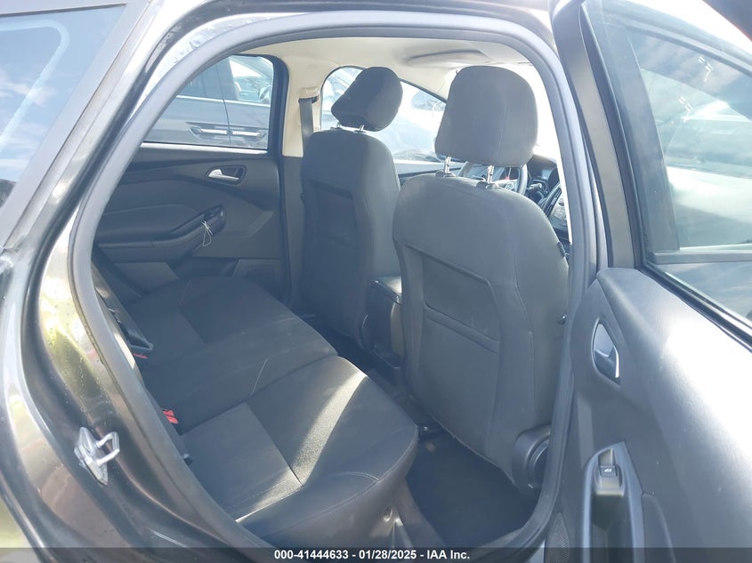 2017 FORD FOCUS VIN: 1FADP3K23HL314674