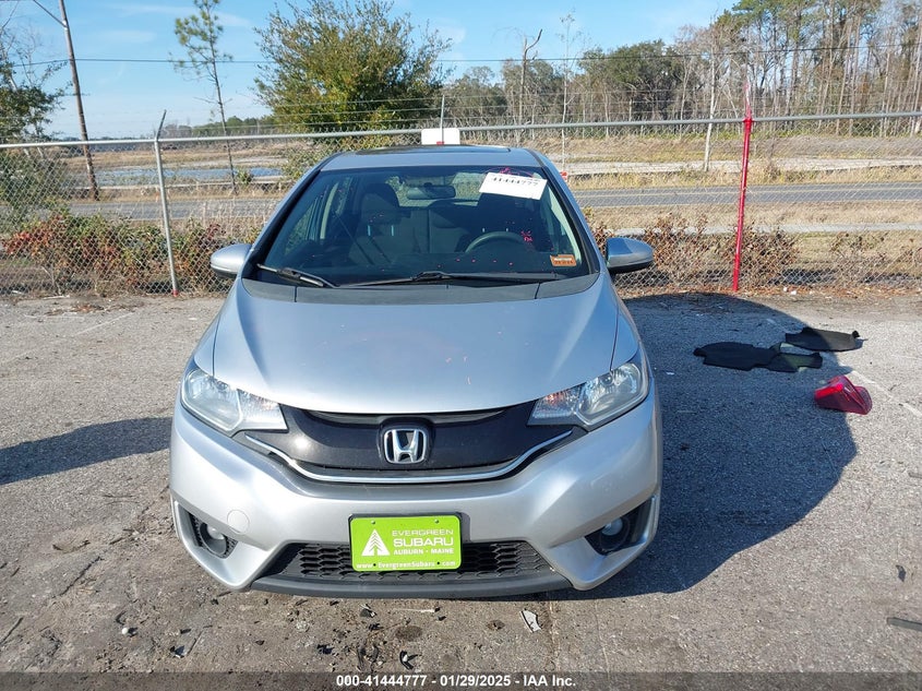 2015 HONDA FIT VIN: 3HGGK5H81FM715621