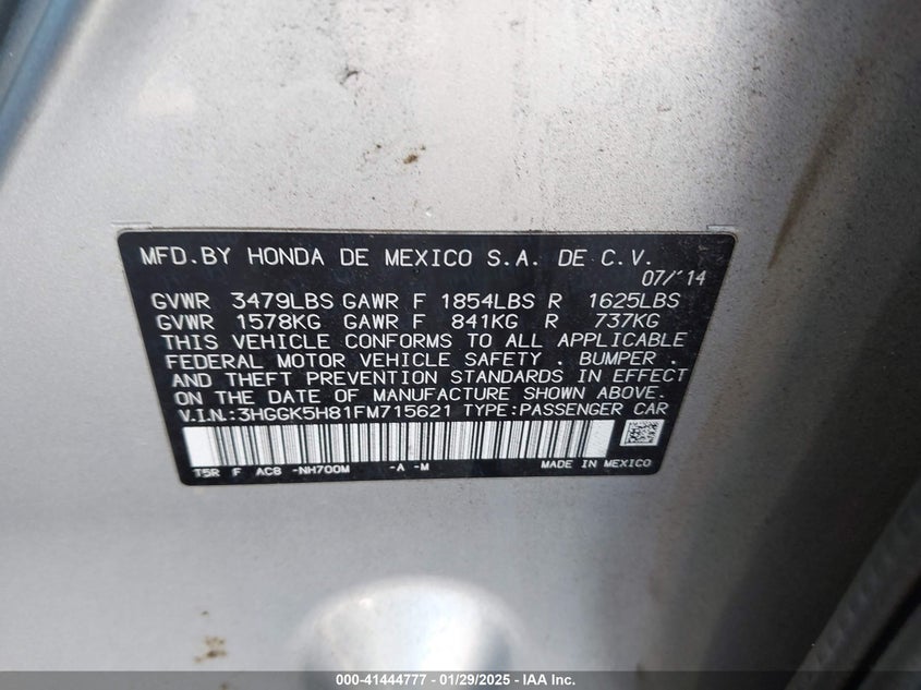 2015 HONDA FIT VIN: 3HGGK5H81FM715621