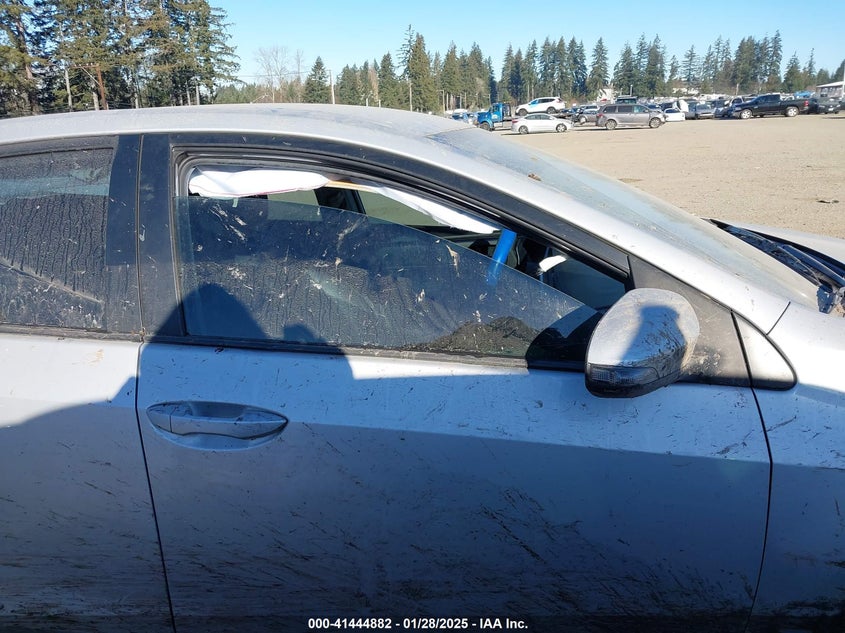 2018 TOYOTA COROLLA SE - 2T1BURHE2JC053999