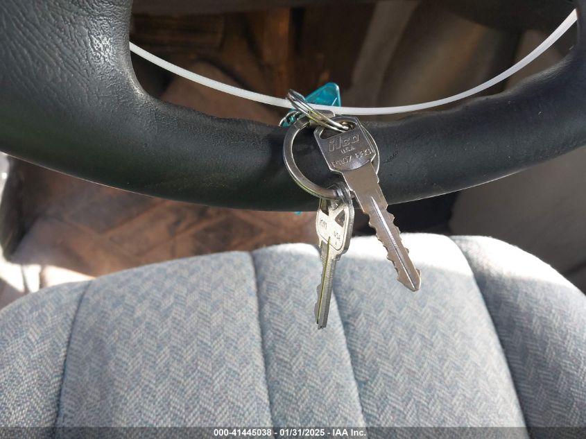 2005 Chevrolet Express VIN: 1GAHG39U851111508 Lot: 41445038