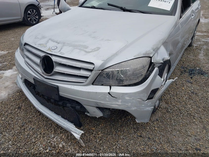 2011 MERCEDES-BENZ C 300 VIN: WDDGF8BB8BR160965