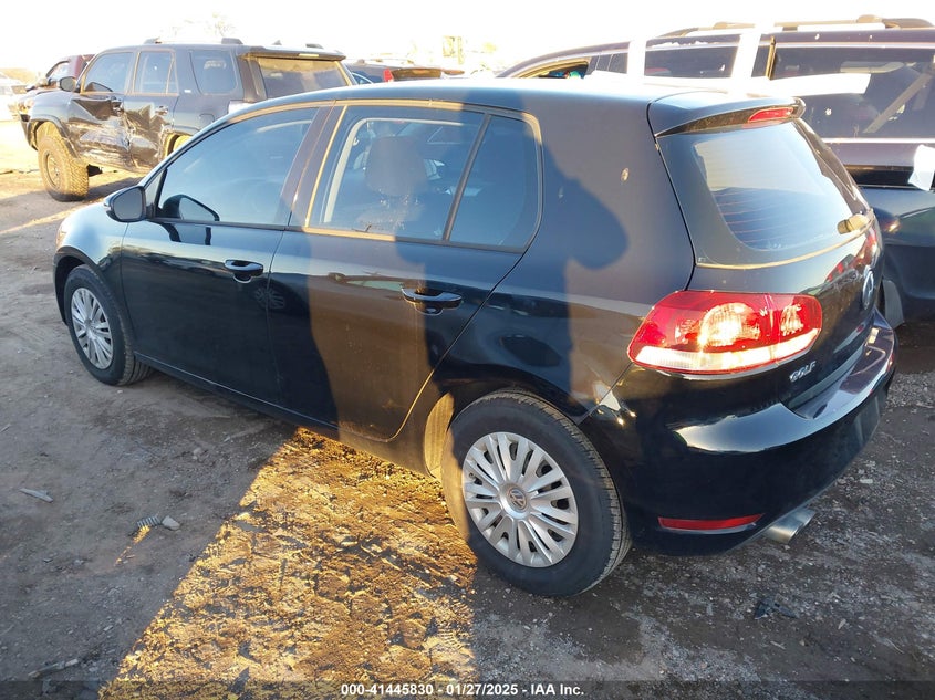 2011 VOLKSWAGEN GOLF VIN: WVWDA7AJ4BW150711