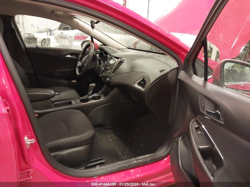 2017 CHEVROLET CRUZE VIN: 1G1BE5SM7H7110448