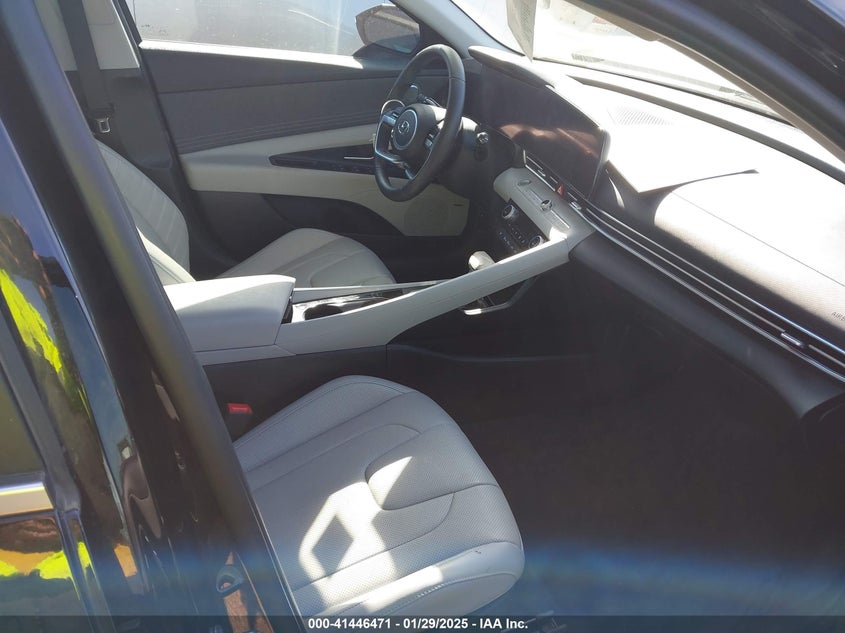 2022 HYUNDAI ELANTRA VIN: KMHLP4AG6NU301010