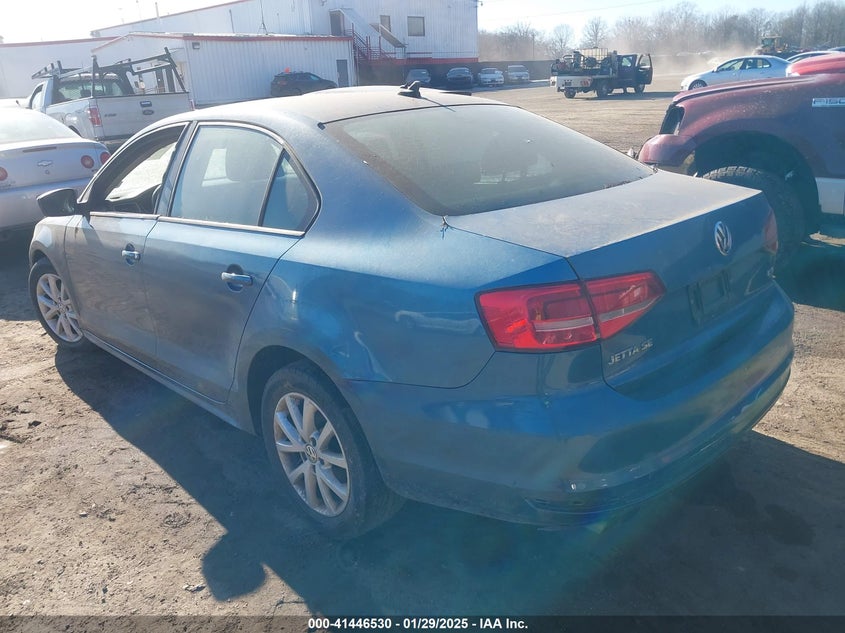 2015 VOLKSWAGEN JETTA VIN: 3VWD17AJ3FM307678