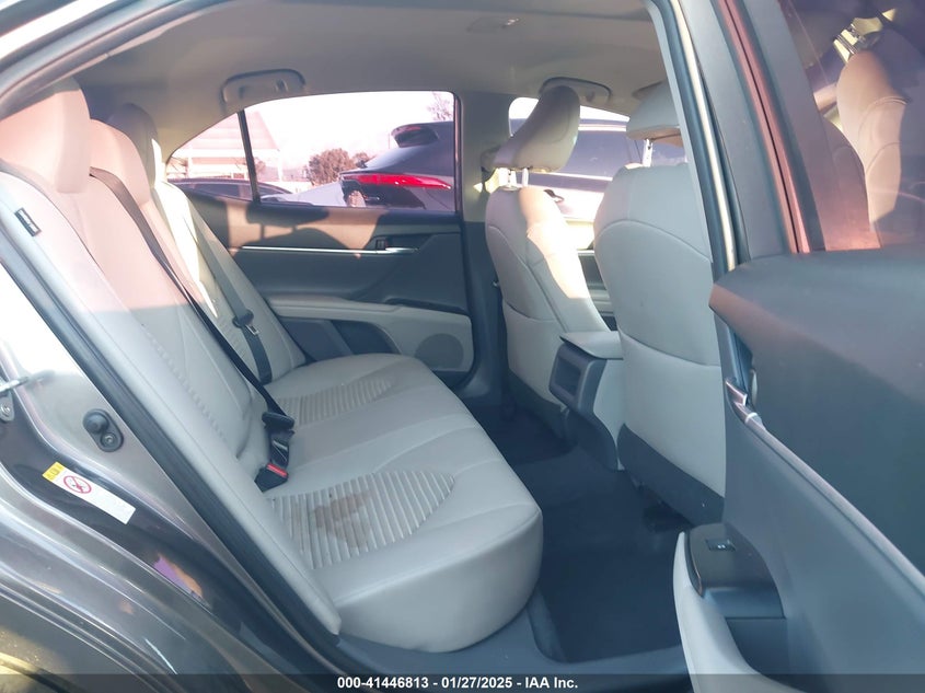 2018 TOYOTA CAMRY SE - 4T1B11HK4JU539762