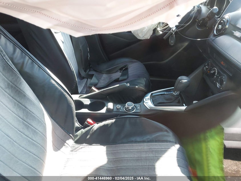2020 TOYOTA YARIS VIN: 3MYDLBJVXLY702966