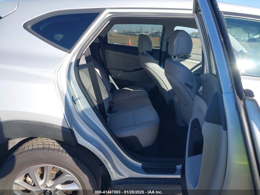 2018 HYUNDAI TUCSON VIN: KM8J23A48JU777548