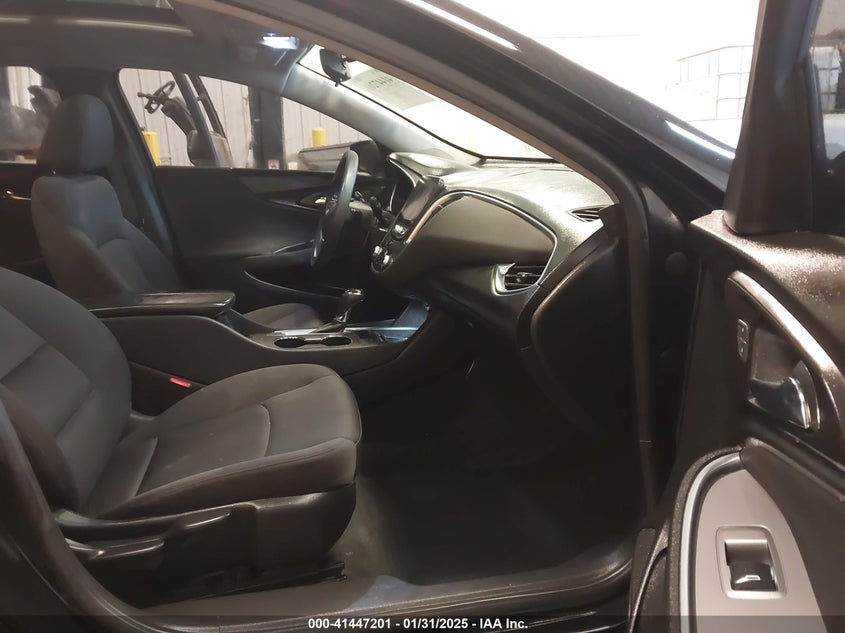 2020 CHEVROLET MALIBU VIN: 1G1ZD5ST8LF140131