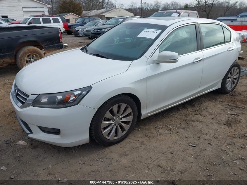 2014 HONDA ACCORD VIN: 1HGCR2F85EA112582