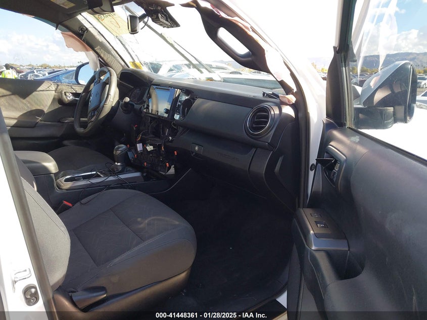 2018 TOYOTA TACOMA VIN: 3TMAZ5CN4JM053345