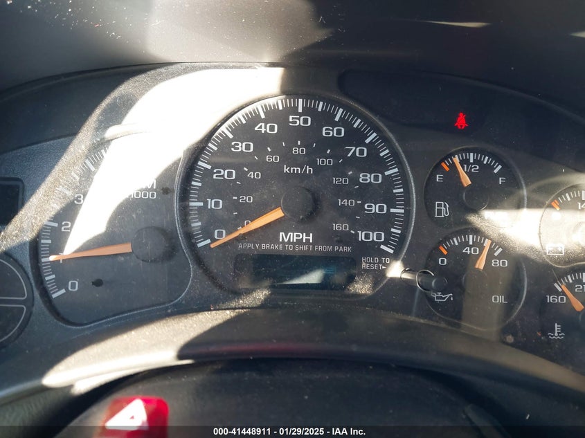 2002 Chevrolet Avalanche 1500 VIN: 3GNEC13T32G268216 Lot: 41448911