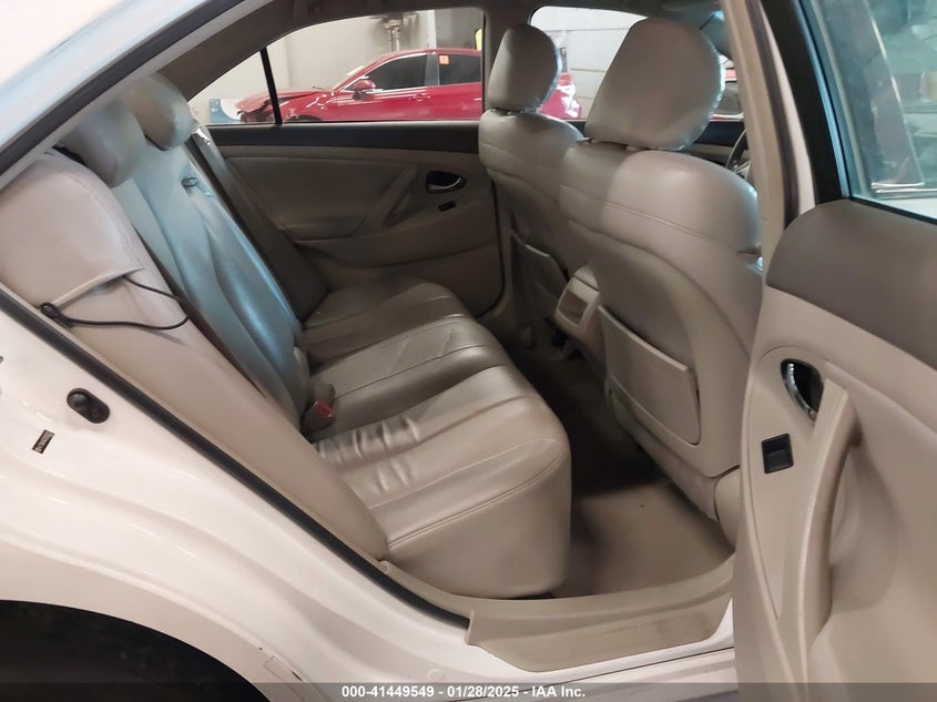 2007 TOYOTA CAMRY VIN: 4T1BK46K37U500557