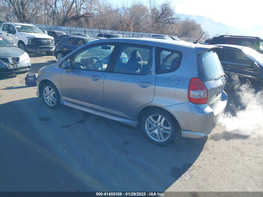 2007 HONDA FIT VIN: JHMGD38647S060969