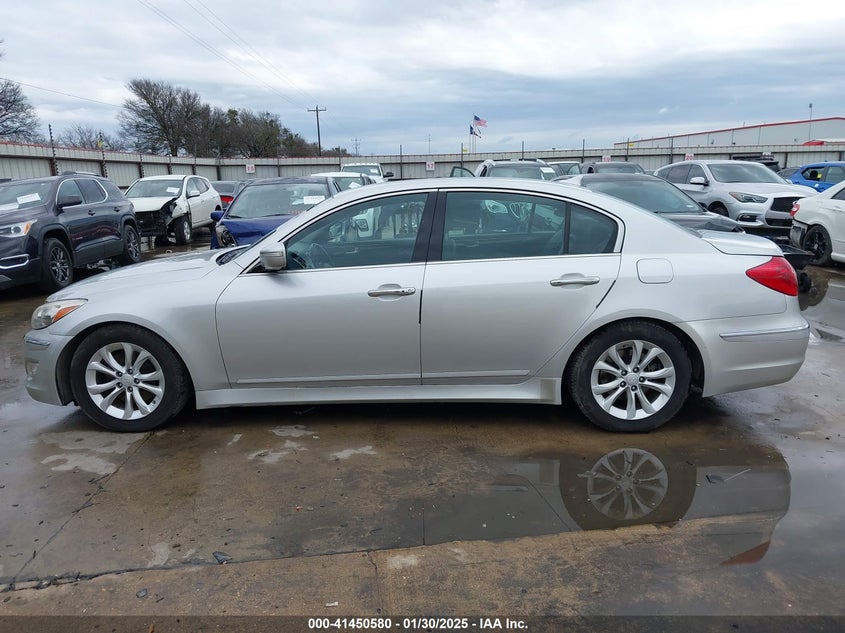 2013 HYUNDAI GENESIS 3.8 - KMHGC4DD2DU219725