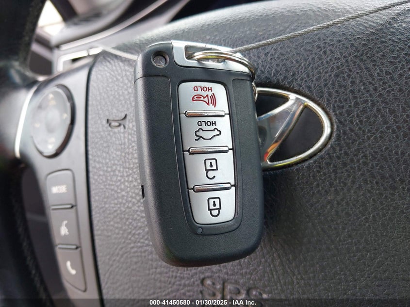 2013 HYUNDAI GENESIS 3.8 - KMHGC4DD2DU219725