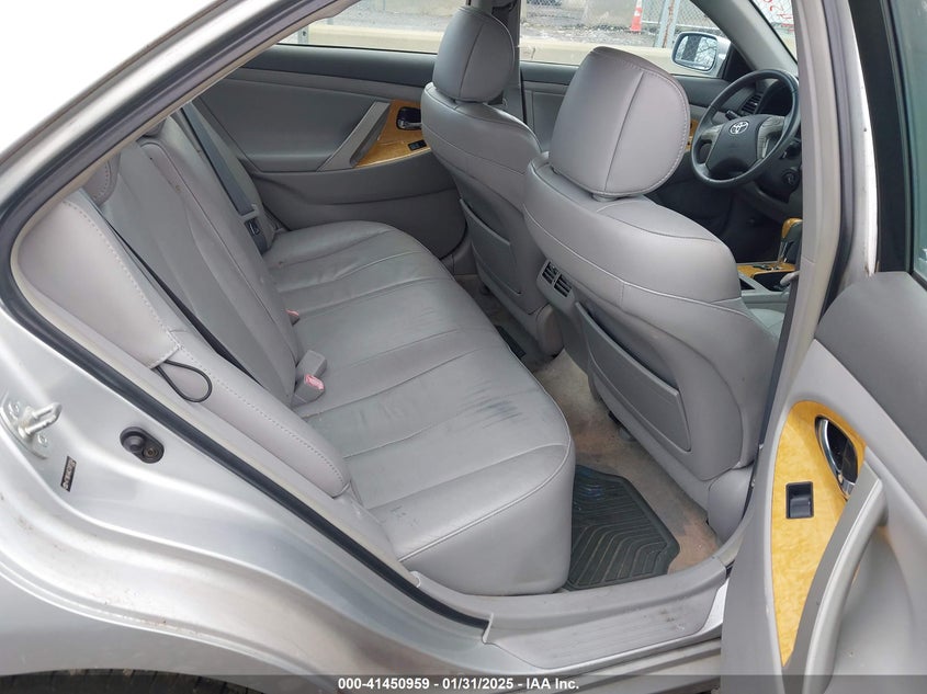 2007 TOYOTA CAMRY VIN: 4T1BK46K57U011044