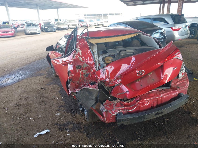 2019 TOYOTA COROLLA VIN: 5YFBURHE0KP883625