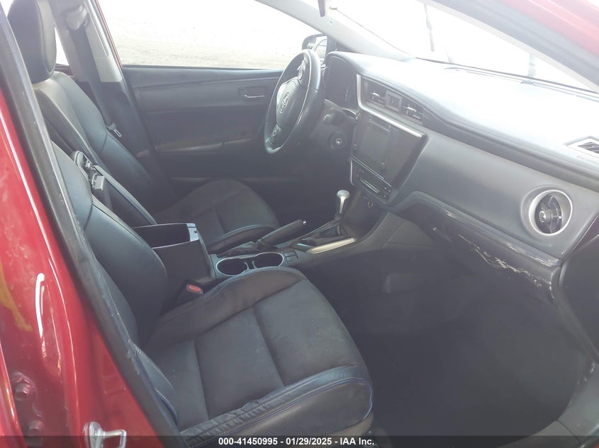 2019 TOYOTA COROLLA VIN: 5YFBURHE0KP883625