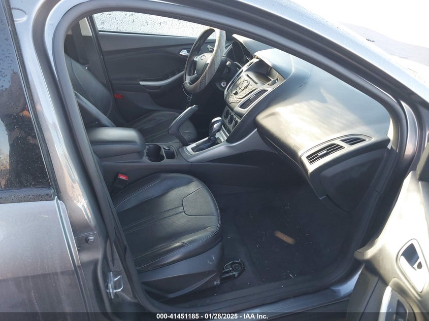 2014 FORD FOCUS VIN: 1FADP3K22EL186066