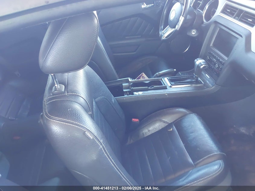 2011 FORD MUSTANG VIN: 1ZVBP8AM6B5163100