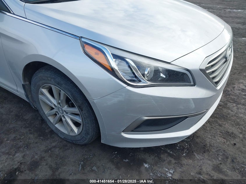 2017 HYUNDAI SONATA VIN: 5NPE24AA3HH457236